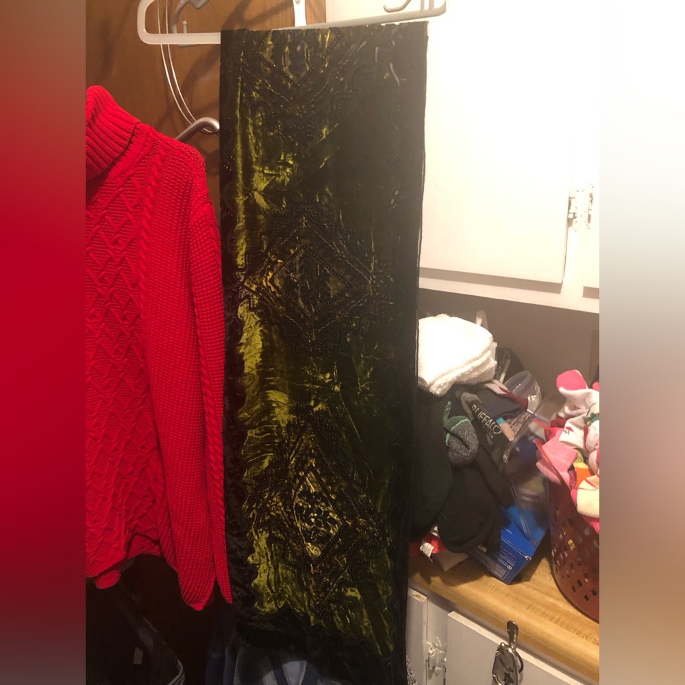 Temporarily misplaced-
Burnt Velvet Painted Scarf - 933 $25 or $20 w/offer